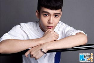 17歲曾舜晞新造型曝光 青春活力引領(lǐng)偶像新風(fēng)尚